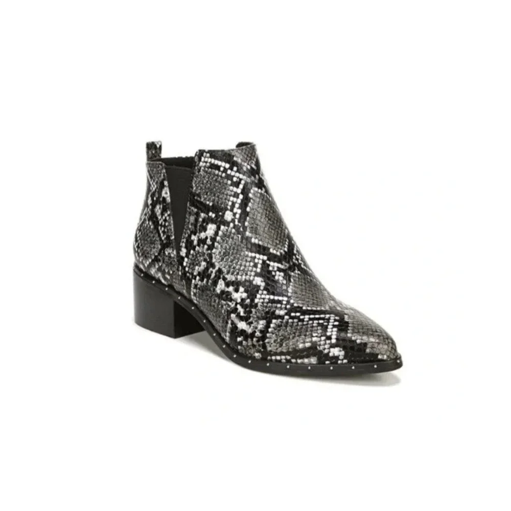 Bar III Gabby Womens Snakeskin Print Pointed Toe BlockHeel Ankle Boots Grey 7.5M